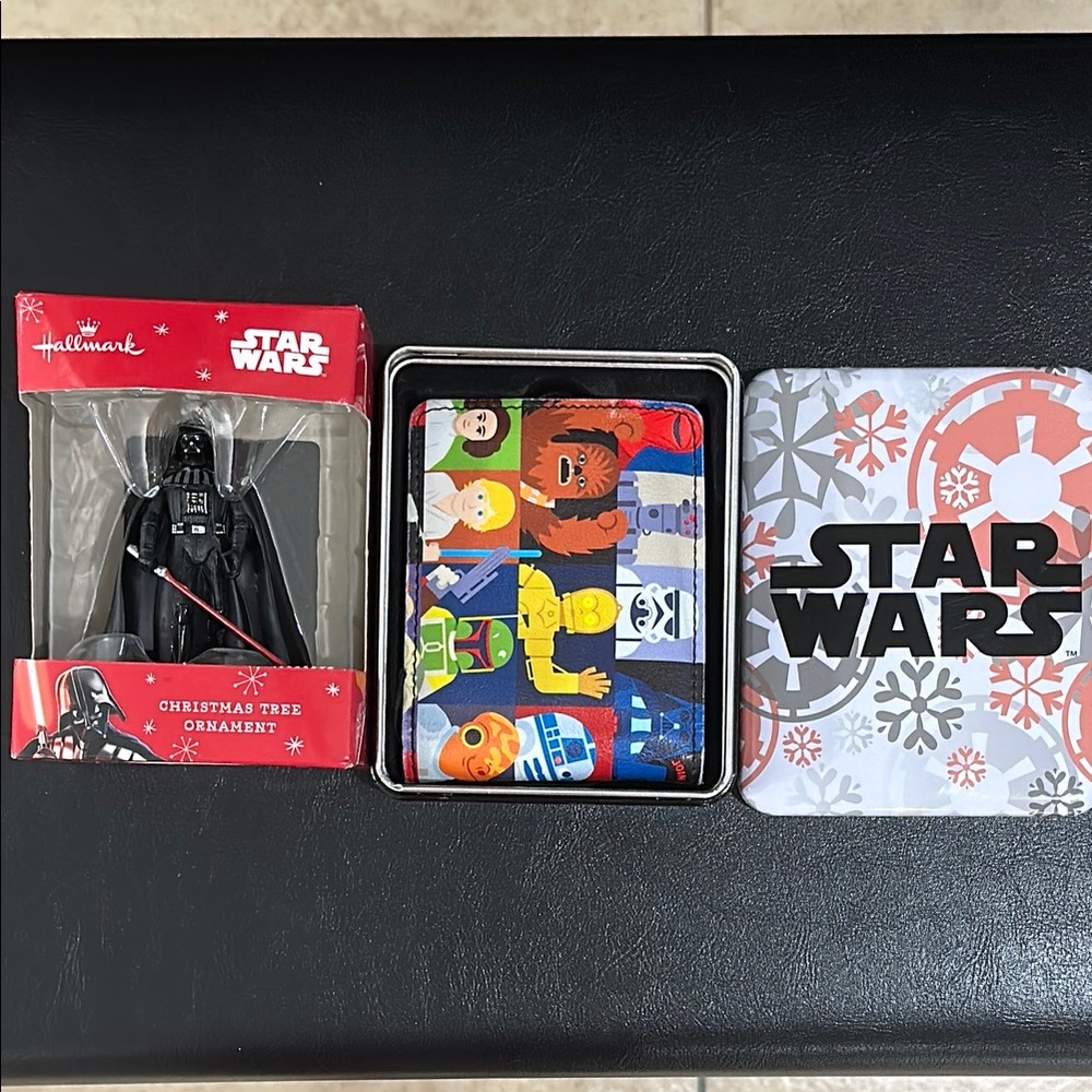 Hallmark Star Wars Ornament and Wallet Duo